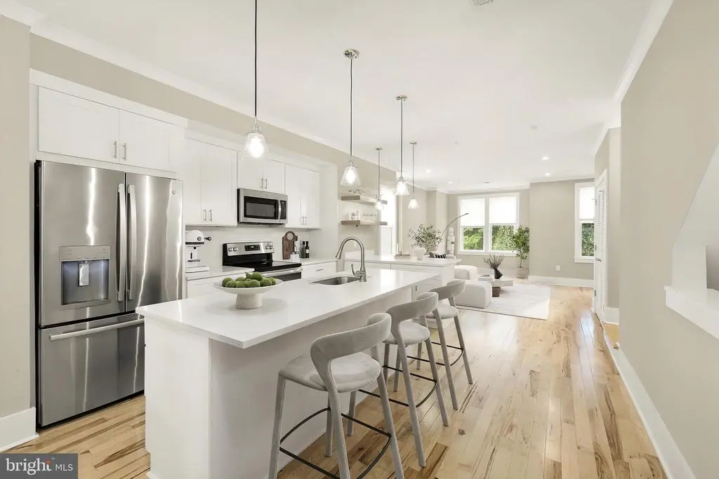 1624 26th Pl Se #2, WASHINGTON