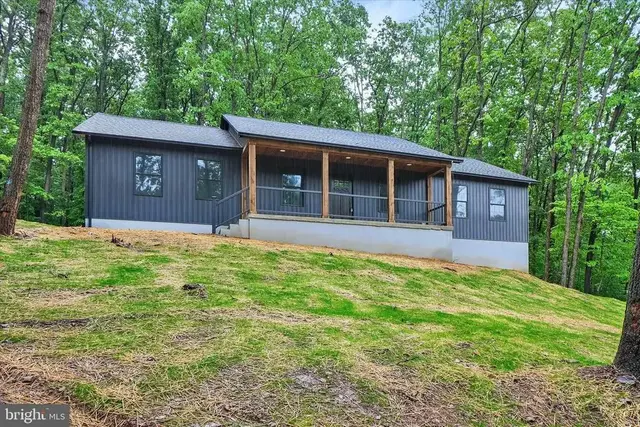 18985 Hebel Rd, Stewartstown