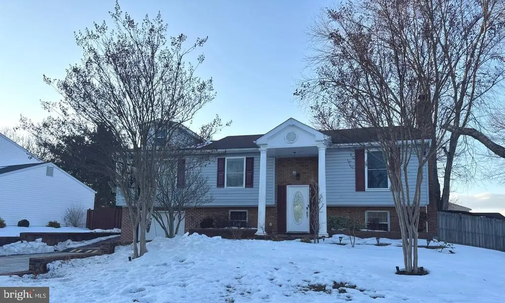 8590 Fairfax St, MANASSAS