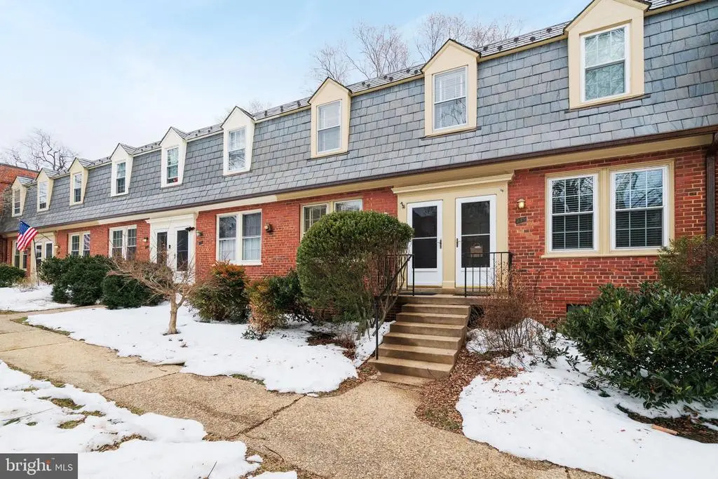 1030 S Barton St #280, ARLINGTON