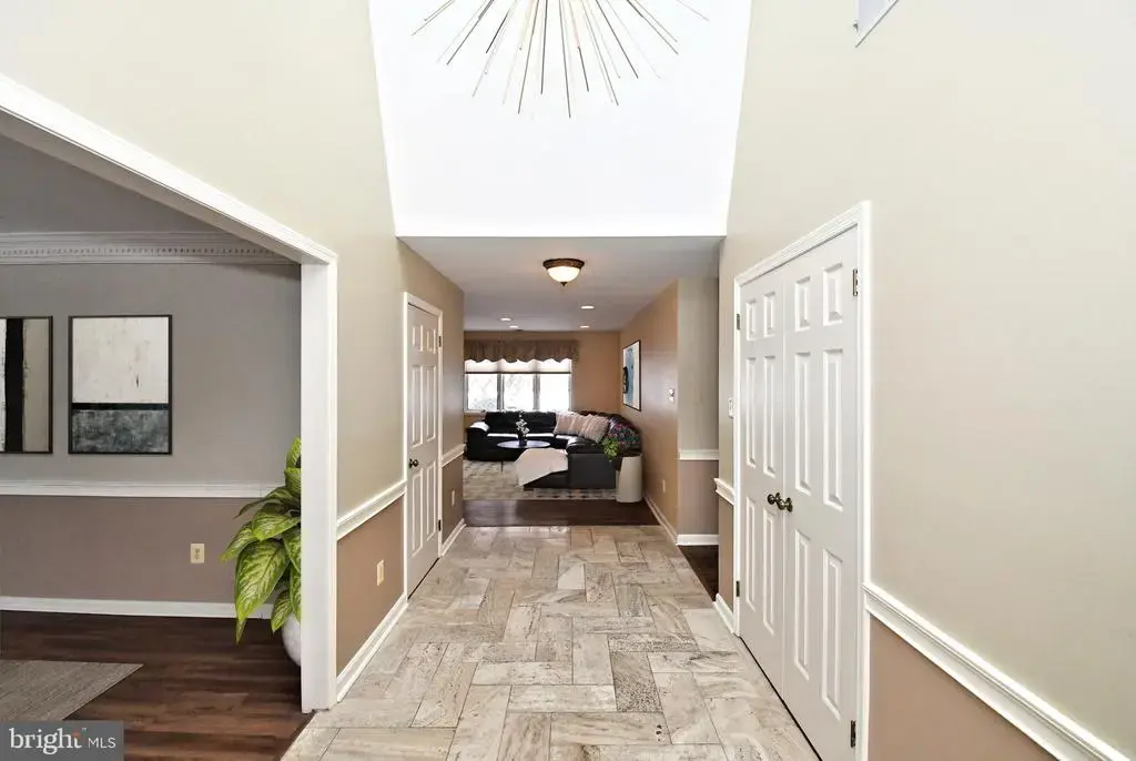 6196 Washington Ln, BENSALEM