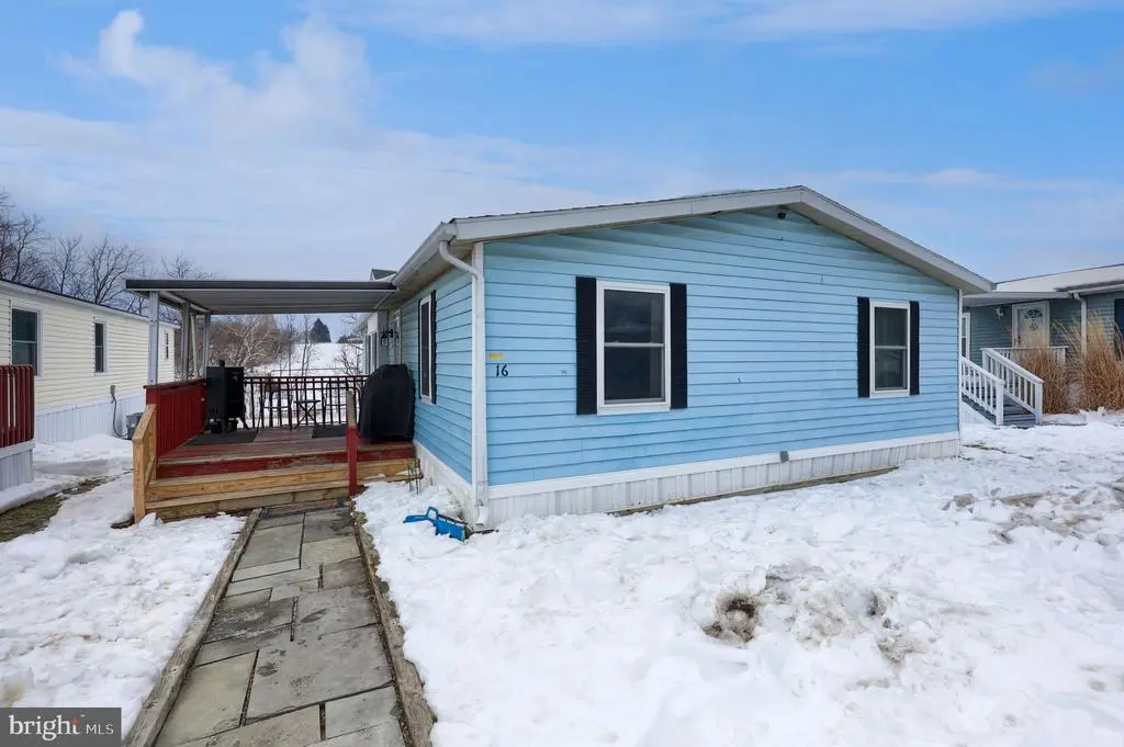 16 Terrie Ln, EAST EARL