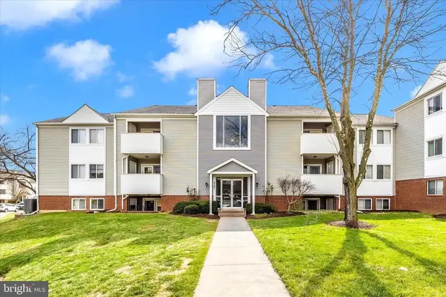 2137 Wainwright Ct #1b, Frederick