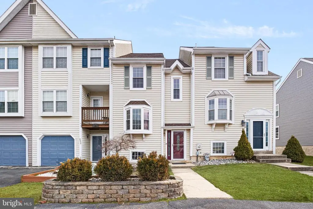 250 Palermo Dr, Bear