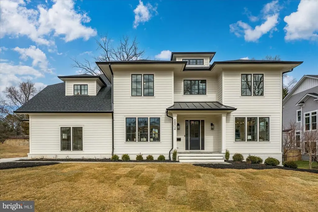 6804 Montour Dr, FALLS CHURCH