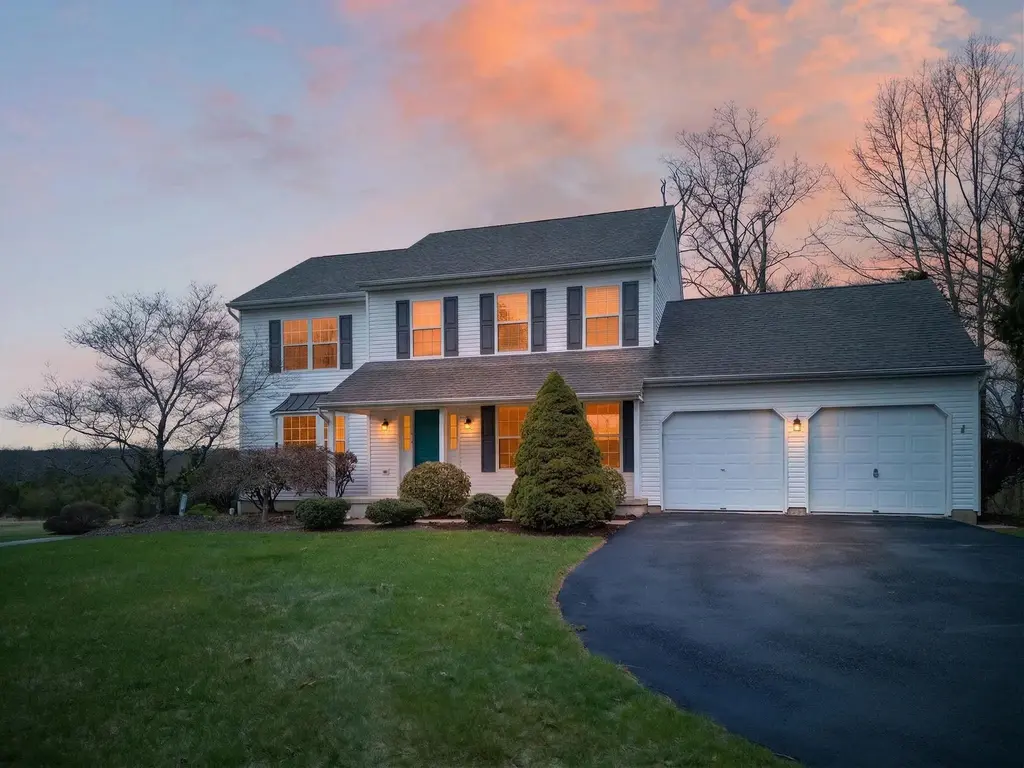 1219 Winterthur Ln, QUAKERTOWN
