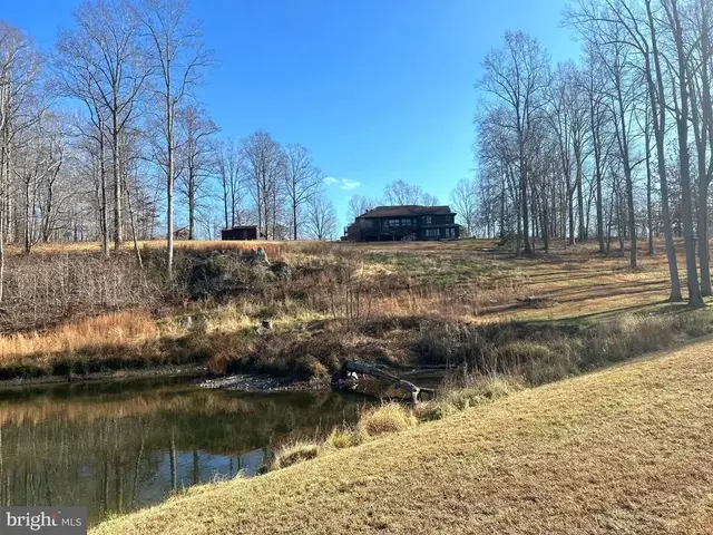 436 Hinsons Ford Rd, Amissville