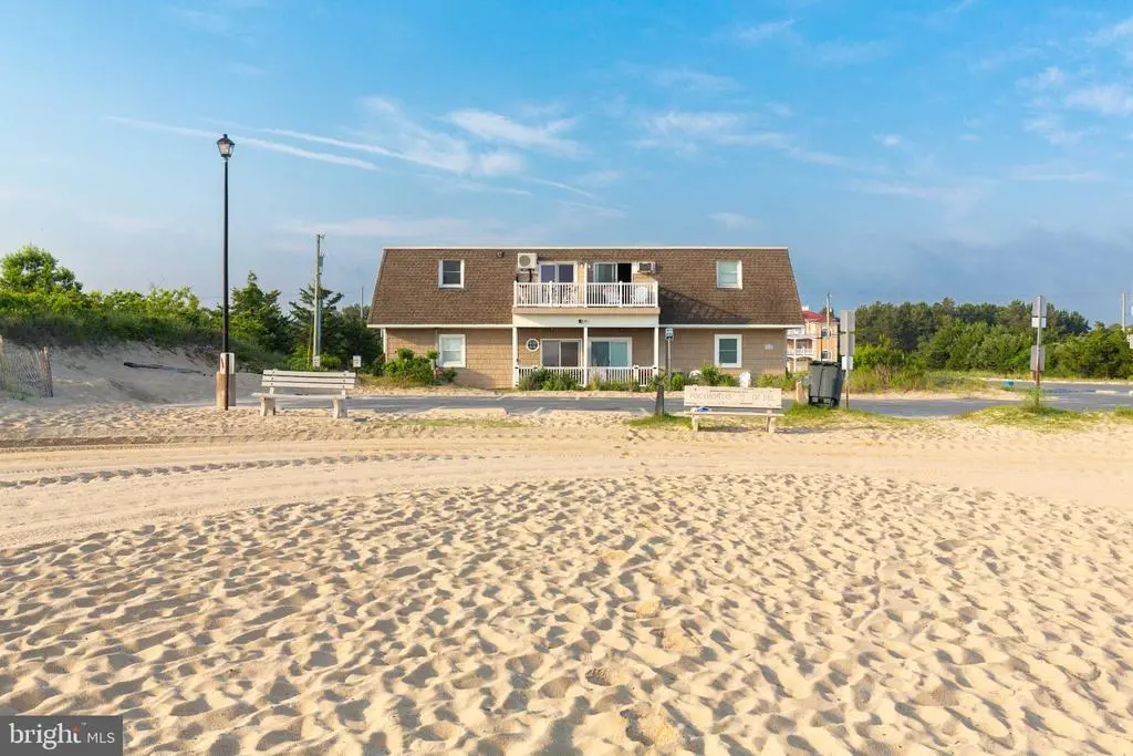 8 Georgia Ave #2, Lewes