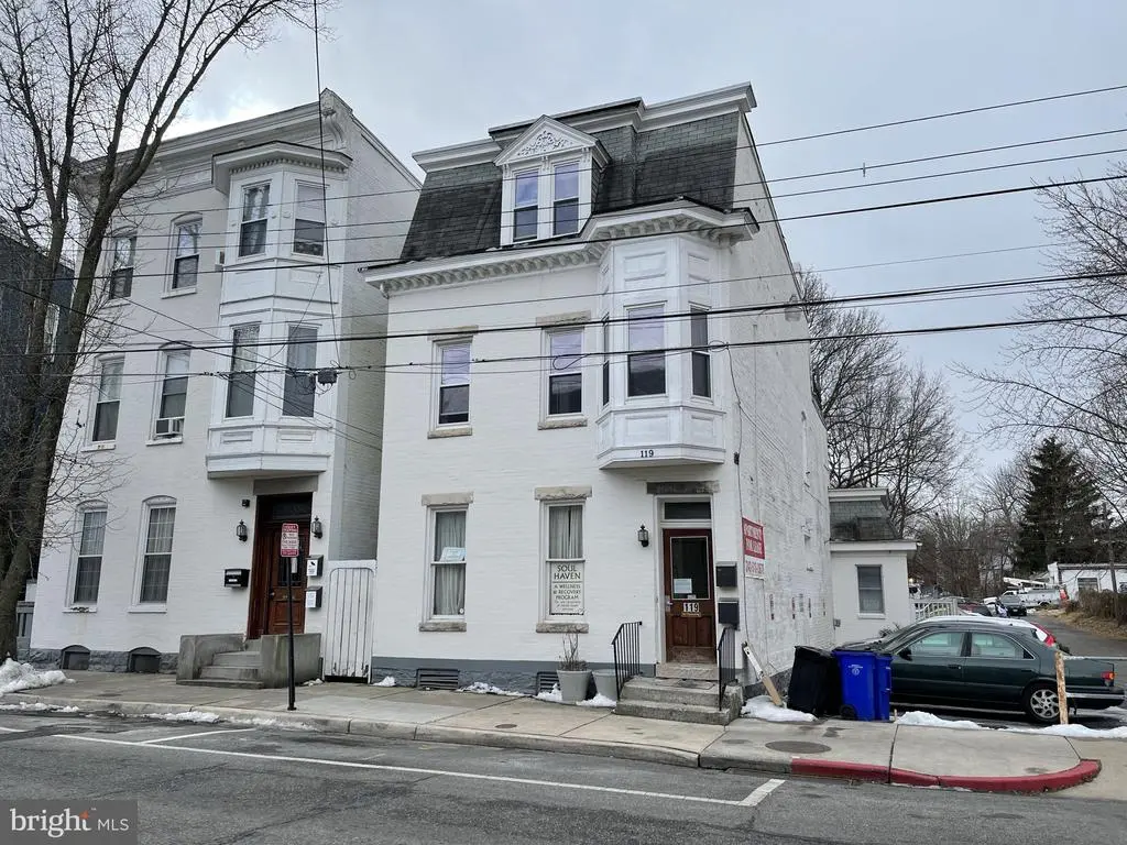 121 E Antietam St, Hagerstown