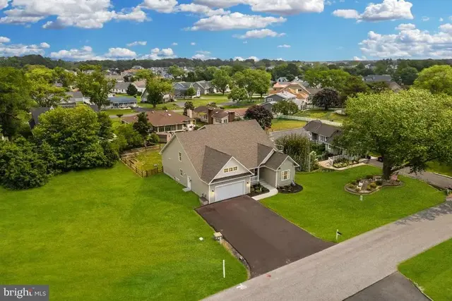 422 Jackie Dr, Ocean View