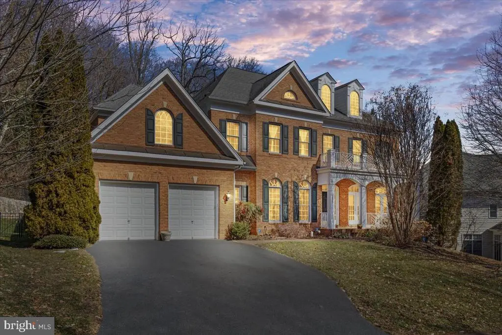 6424 Recreation Ln, FALLS CHURCH