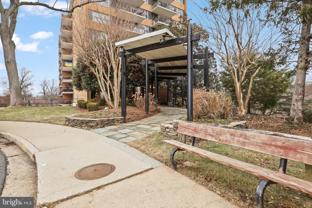 2030 N Adams St #911, ARLINGTON