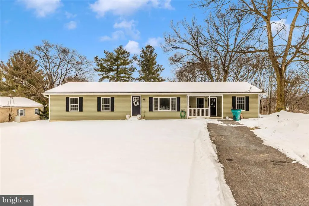 16527 Woburn Rd, SHARPSBURG