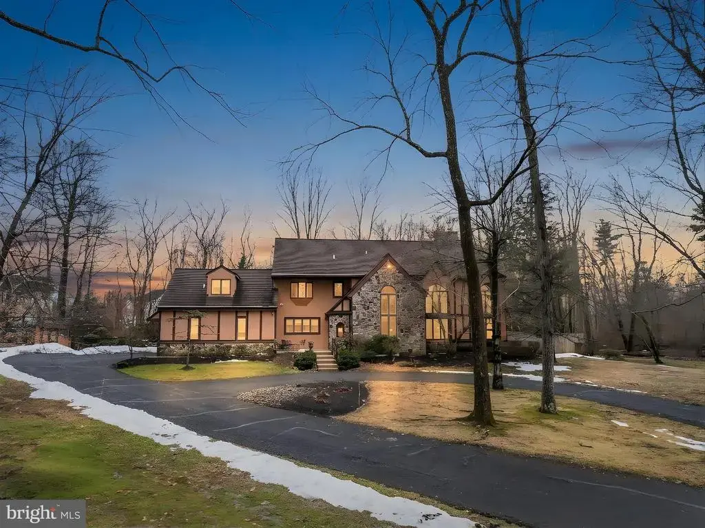 25 Creekside Dr, IVYLAND