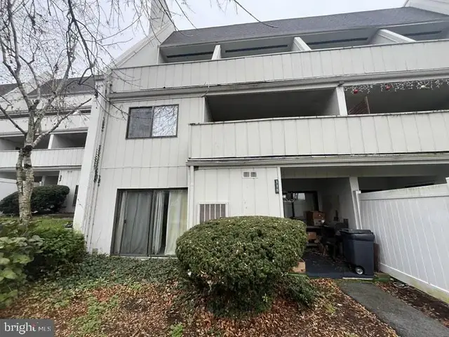 118 Summit House #118, West Chester