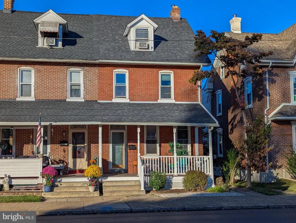 611 W Main St, LANSDALE