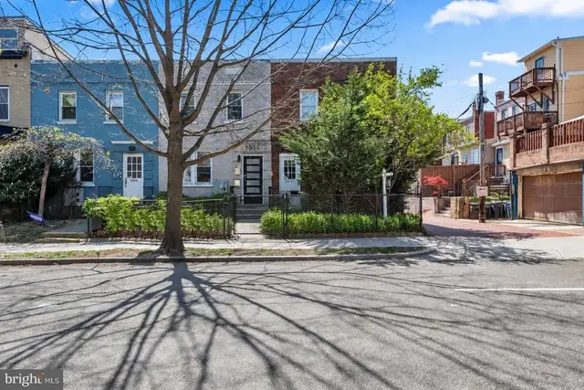 1016 Irving St Nw, Washington