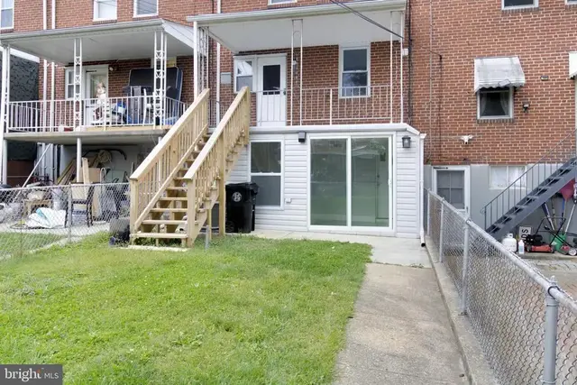 8431 Willow Oak Rd, Parkville