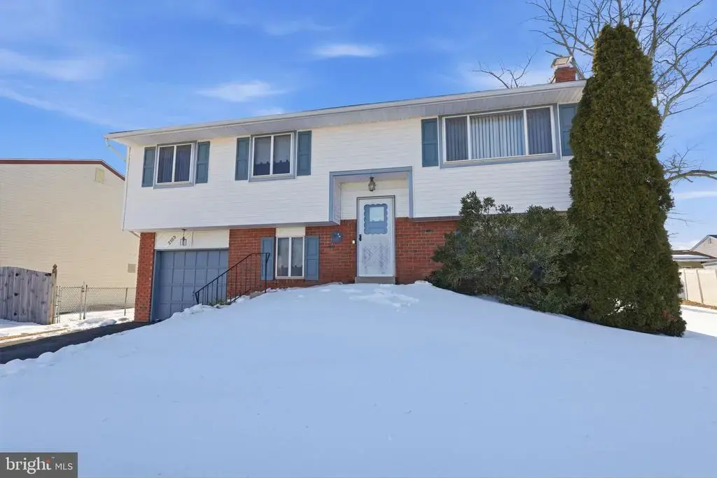 2163 Joshua Dr, BENSALEM