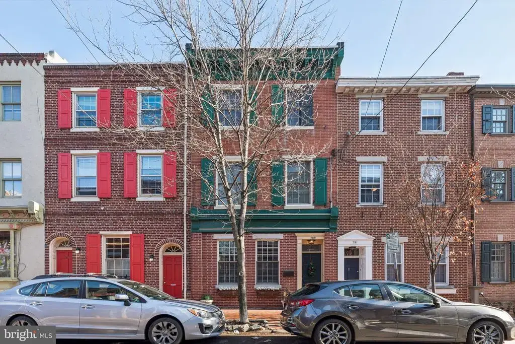 789 S 2nd St, PHILADELPHIA