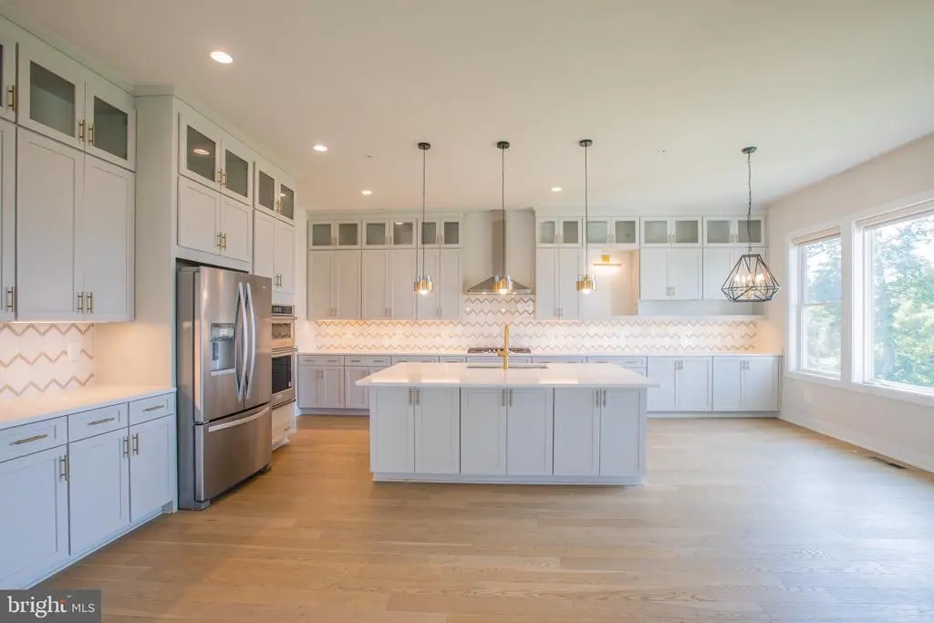 3147 Cavalier Wood Rd, Ellicott City