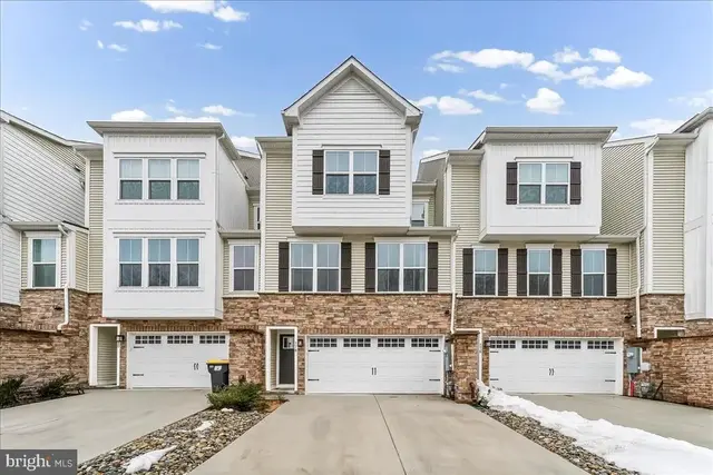178 Torrey Dr, Newark