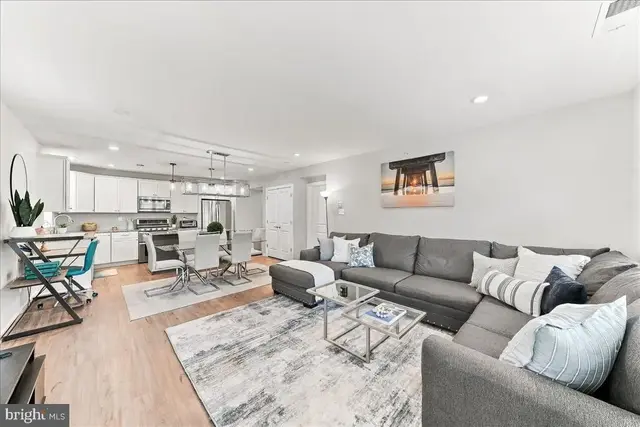 521 S Media Way, Media