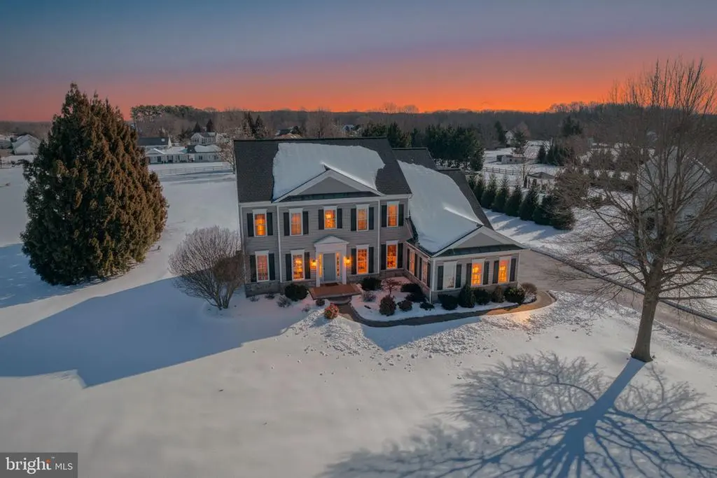 93 W Delaware Canal Ct, Middletown