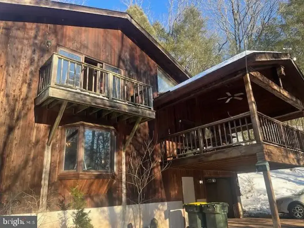 140 Clay Ridge Rd, OTTSVILLE