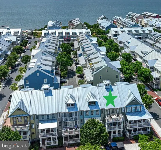 19 Fountain Dr W #19u, Ocean City
