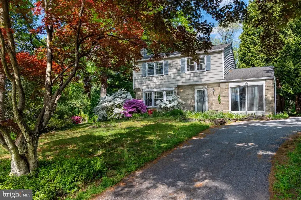 2126 Robin Ln, POTTSTOWN