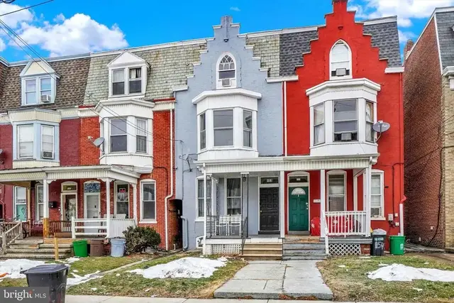153 W Jackson St, York