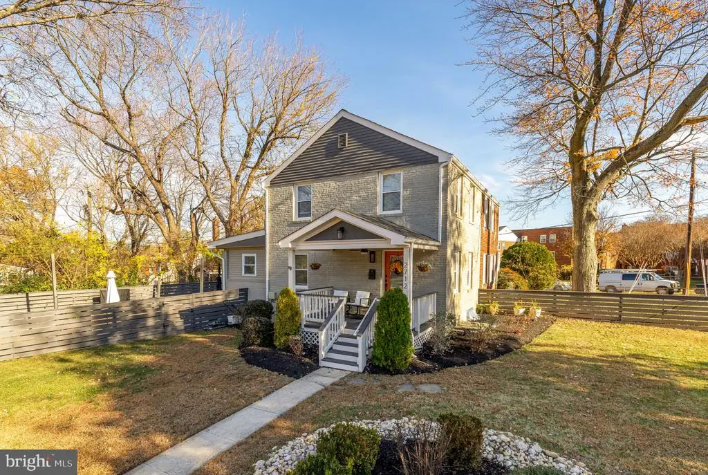 2712 Fort Dr, ALEXANDRIA