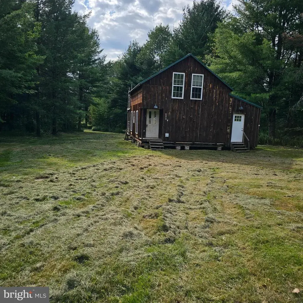 549 Blake Rd, BLOSSBURG