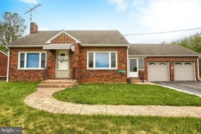 678 Littlestown Rd, Littlestown