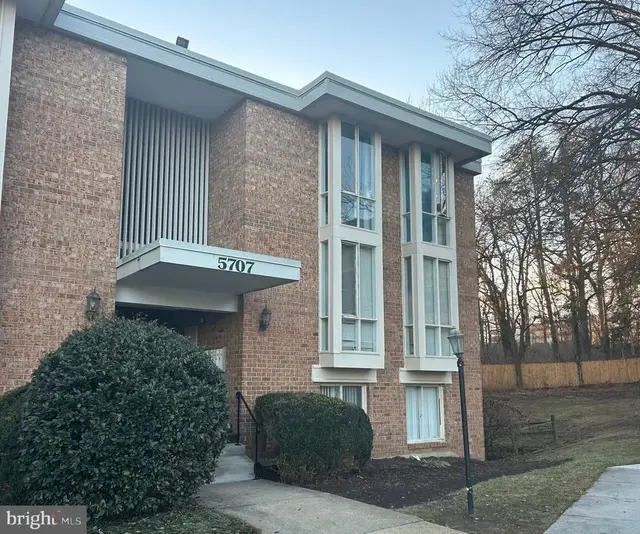 5707 Indian Ct #b1, Alexandria