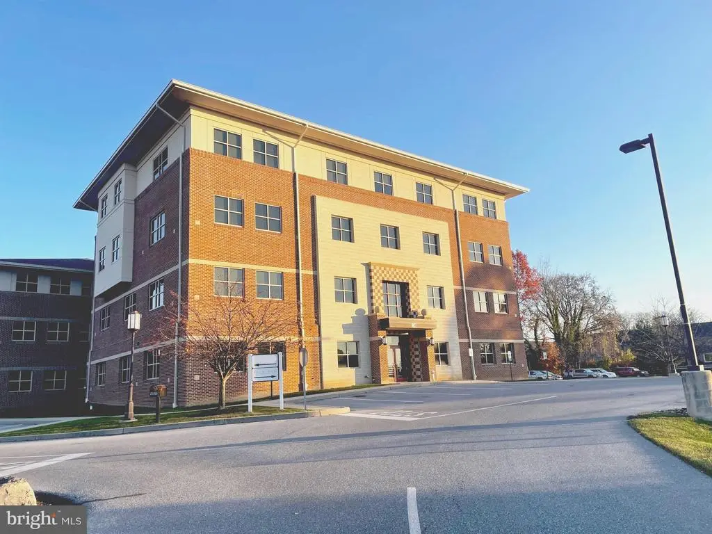 3020 Columbia Ave, LANCASTER