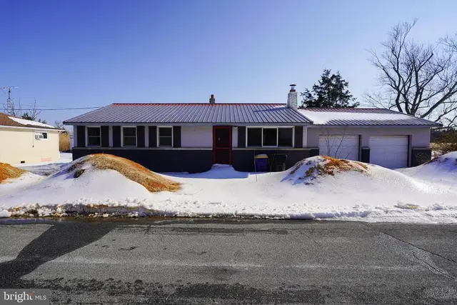 10 North Ave, Smyrna