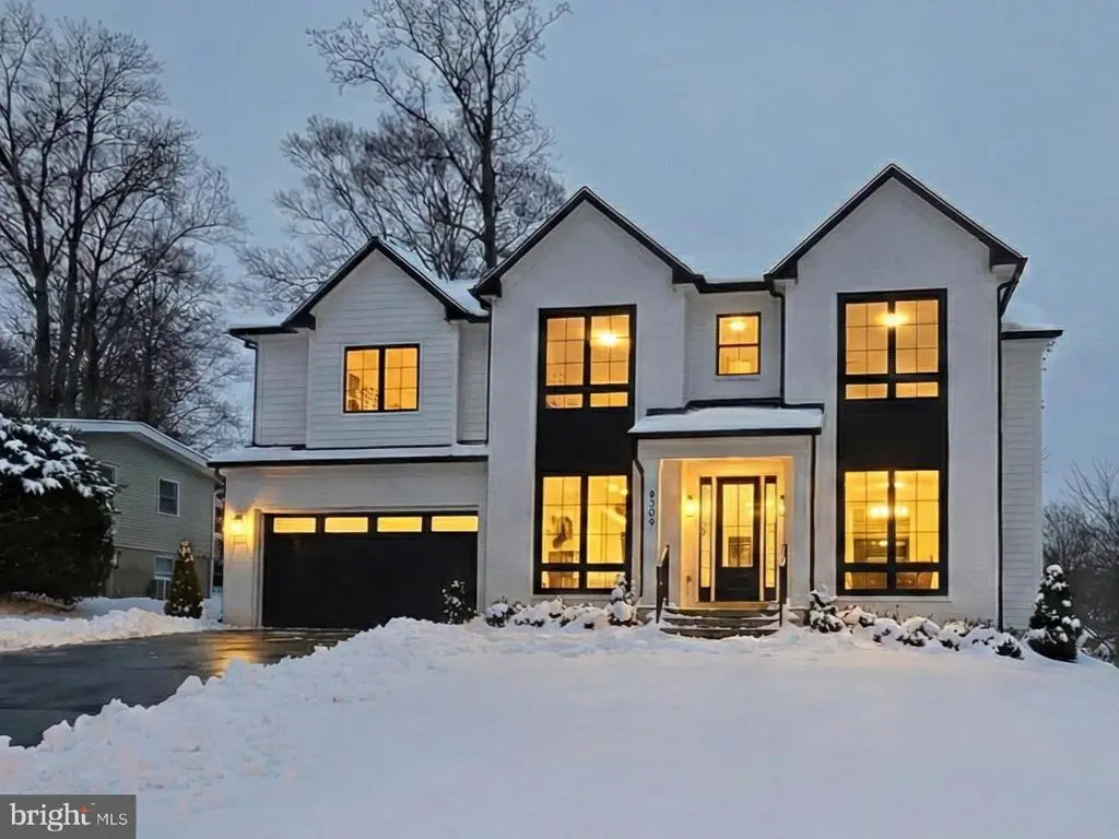 8309 Loring Dr, BETHESDA