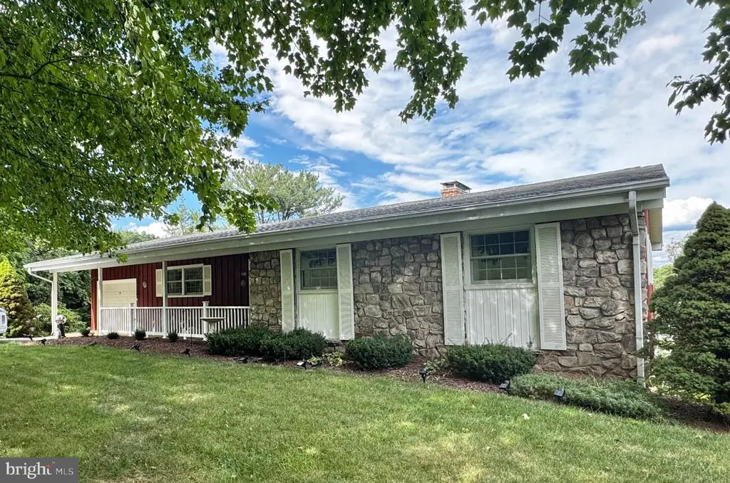 7321 Parkview Dr, Frederick