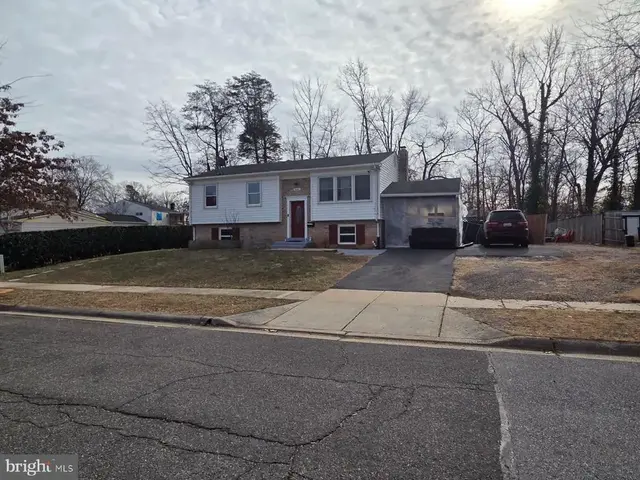 9805 Walnut Ave, Lanham