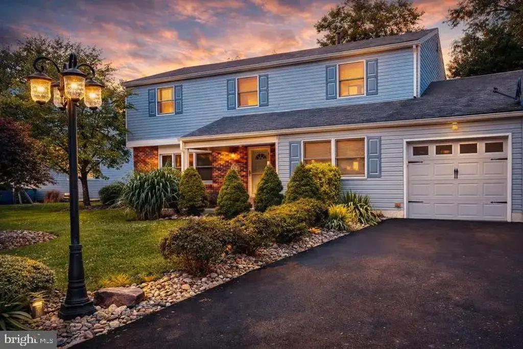 854 Phillips Rd, WARMINSTER