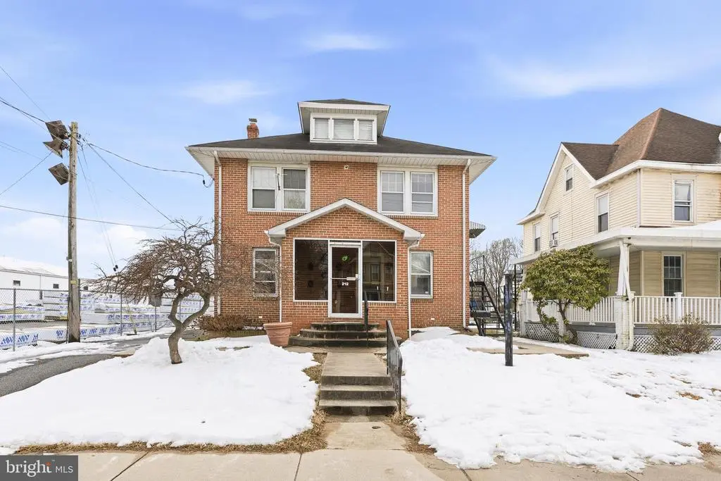 212 W Main St, ELKTON