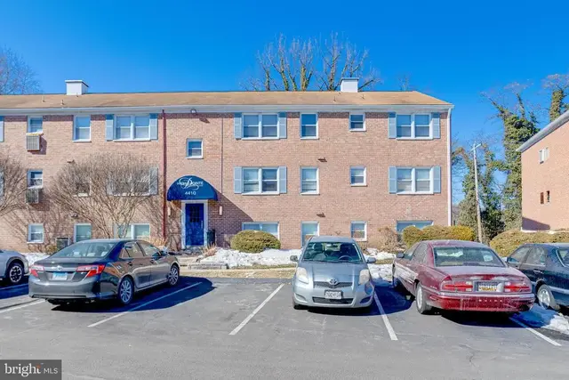 4410 Falls Bridge Dr #l, Baltimore