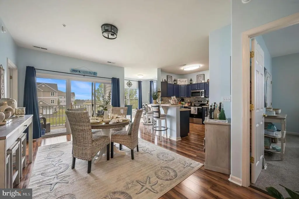 3302 S Sagamore Dr #3302e, Milford