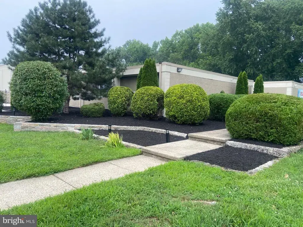 299 John F Kennedy Way #use B (, WILLINGBORO