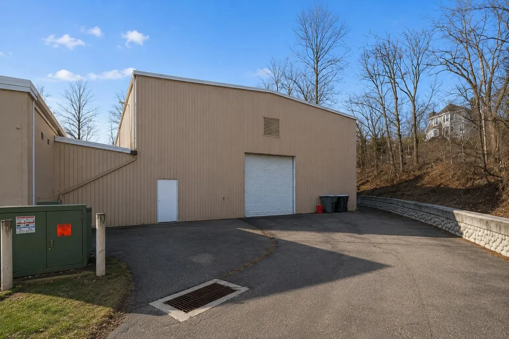 860 Welsh Rd, HUNTINGDON VALLEY