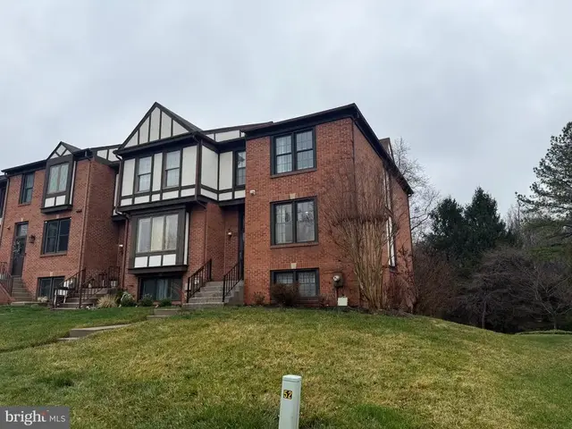 52 Faraday Dr, Lutherville Timonium