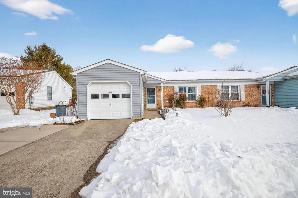 5693 Crabapple Dr, Frederick