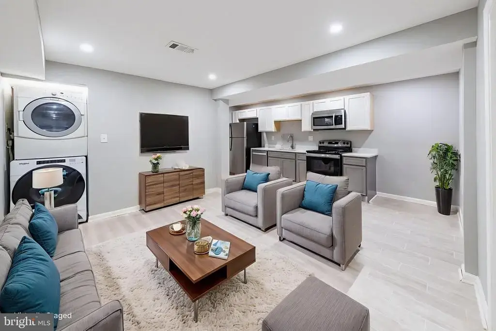 1235 Shepherd St Nw #2, WASHINGTON